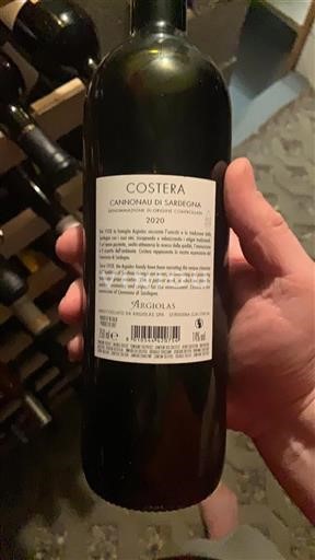 Sardinie Cannonau di Sardinie. Argiolas Costera 2020
