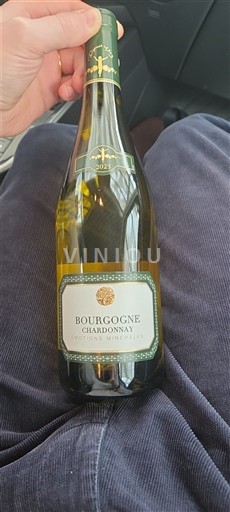 Вина Blanc sec Émotions Minérales 2023 Francuska Burgundija Бургундија Шардоне AOC