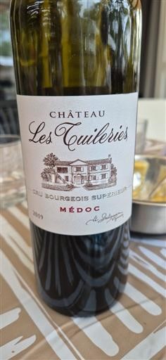 Bordeaux Médoc Cru Bourgeois Supérieur Château Les Tuileries 2019
