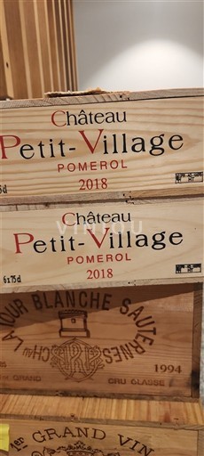 Bordeaux Pomerol Château Petit Village 2018