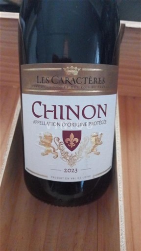 Dolina Loare Chinon Les Caractères 2023