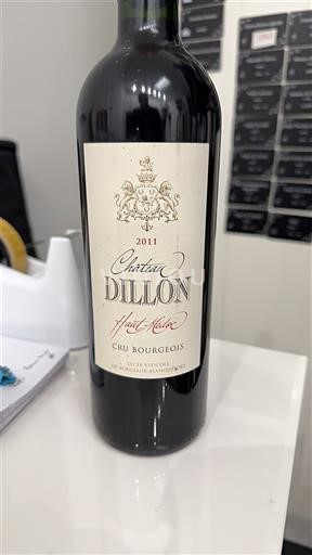 Bordeaux Haut-Médoc Cru Bourgeois Château Dillon 2011