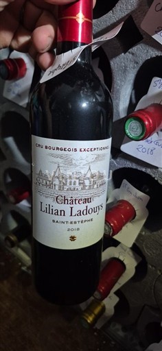 Burdeos Saint-Estèphe Cru Bourgeois Château Lilian Ladouys 2018