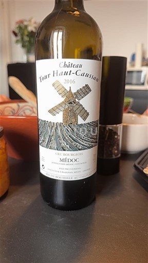 Bordeaux Médoc Cru Bourgeois Château Tour Haut-Caussan 2016