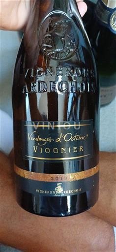 Alpe in reke Rona Ardeška. Vignerons Ardéchois Vendanges d'Octobre 2015