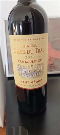 Bordeaux Haut-Médoc Cru Bourgeois Château Croix du Trale 2022