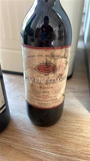 Burdeos Blaye-Côtes de Burdeos Château L'Escadre Tradition 2018