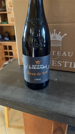 Údolí Rhôny Lirac Château La Genestière Terre de Soie 2023