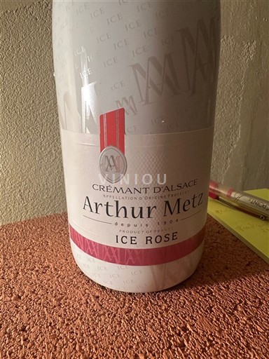 Alsace Alsace-kuohuviini Grand Cru Arthur Metz Ice Rose Ei vuosikertaa
