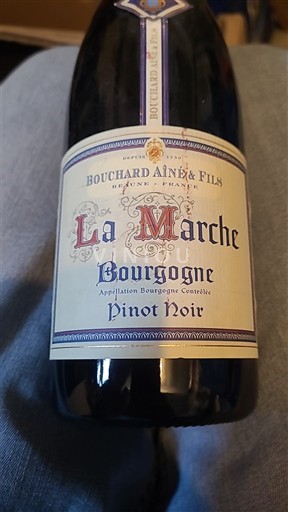 Bourgogne Bouchard Aîné & Fils La Marche 2012