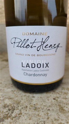 Borgoña Ladoix Domaine Pillot-Henry 2022