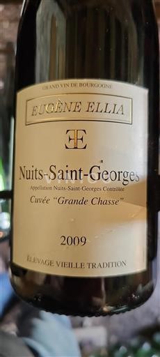 Burgundy Nuits-Saint-Georges Eugène Ellia Grande Chasse 2009
