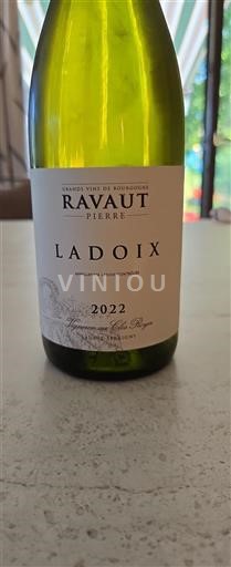 Burgundi Ladoix Ravaut 2022