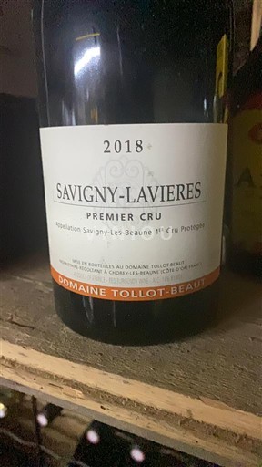 Burgundy Savigny-lès-Beaune Premier Cru Domaine Tollot-Beaut Savigny-Champ-Chevre 2018