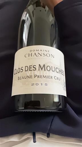 Burgundi Beaune Premier Cru Domaine Chanson Clos des Mouches 2015