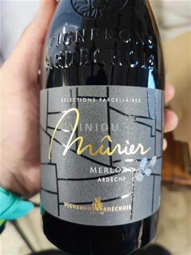 Alpy a Rhonské oblasti Ardèche Vignerons Ardéchois Mûrier 2023