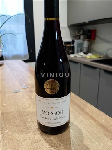 Beaujolais Morgon Arnaud Aucoeur Tradition Vieilles Vignes Không niên vụ