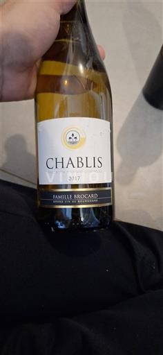 Burgundy Chablis Famille Brocard 2017