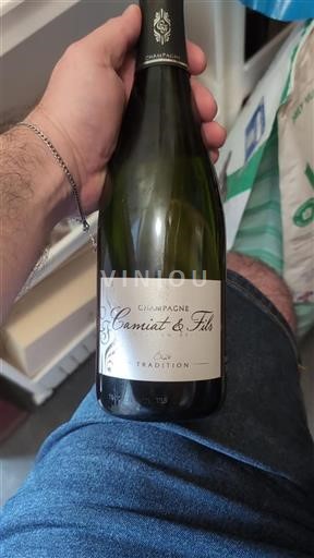 Champaña Champán Camiat & Fils Brut Tradition Sin añada