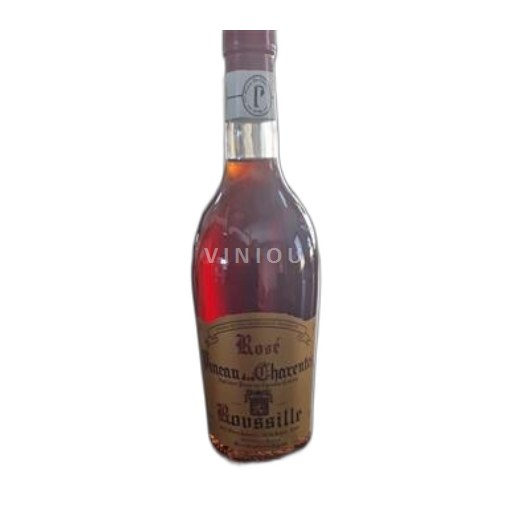 Poitou-Charentes Pineau des Charentes Roussille Ei vuosikertaa