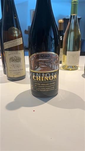 Vin Rouge sec Cuvée Vieilles Vignes Caves Angelliume 2011 France Vallée de la Loire Chinon AOC