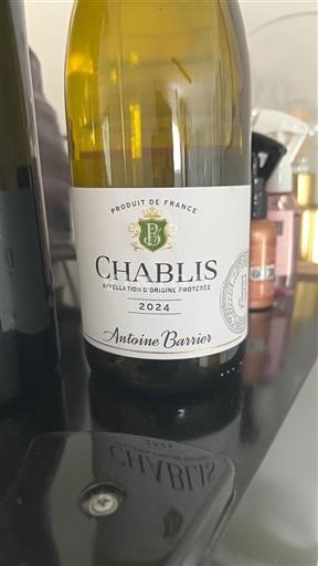 Burgundsko Chablis Antoine Barrier 2024