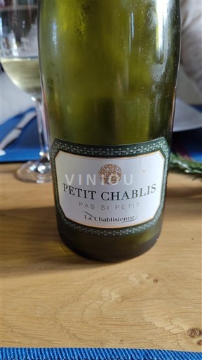 Bourgondië Petit-Chablis La Chablisienne Pas si petit 2023