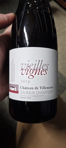 Thung lũng sông Loire Saumur-champigny Château Villeneuve Vieilles Vignes 2019