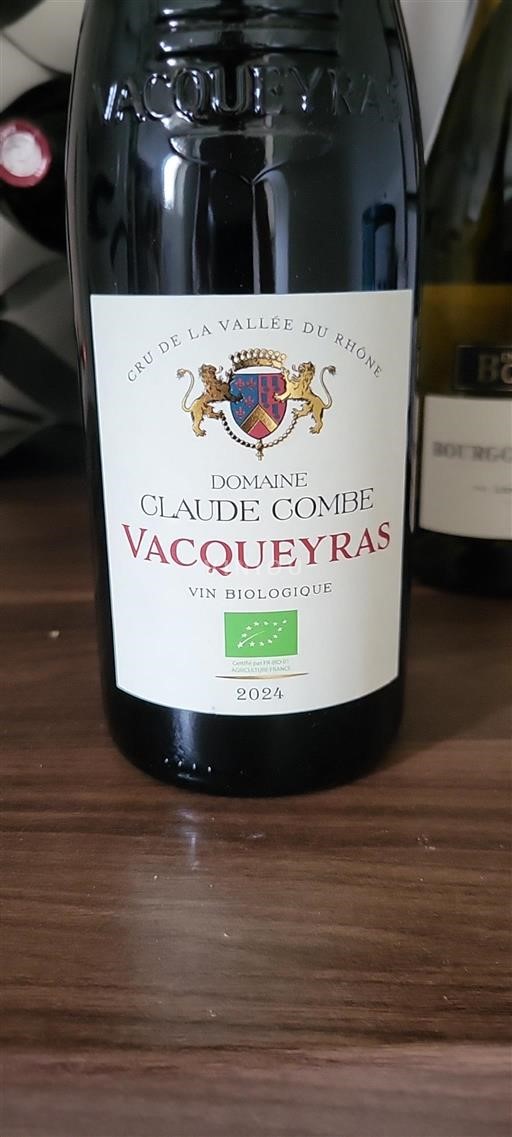 Vin Rouge sec Domaine Claude Combe 2024 France Vallée du Rhône Vacqueyras AOC bio