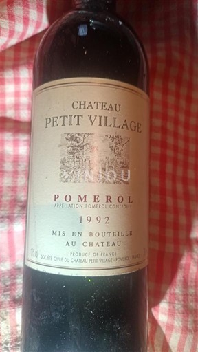 Bordeaux Pomerol Château Petit Village 1992