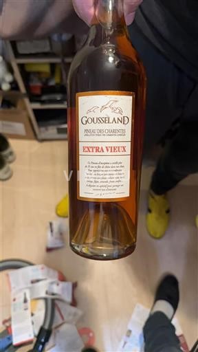 Poitou-Charentes Pineau-des-Charentes Gousseland Extra Vieux Không niên vụ