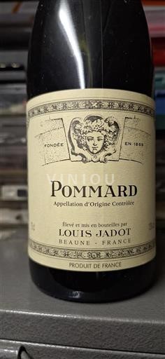 Burgundi Pommard Premier Cru Louis Jadot Ei vuosikertaa