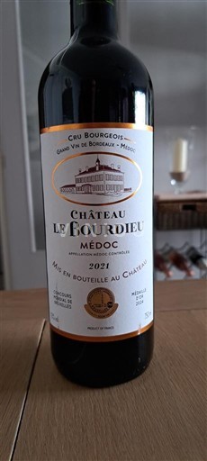 Bordeaux Médoc Cru Bourgeois Château Le Bourdieu 2021