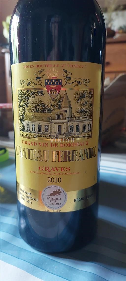 Bordéus Graves Château Ferrande 2010