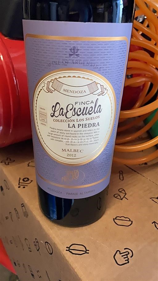 Mendoza Unspecified Finca La Escuela Colección Los Suelos La Piedra 2012