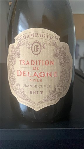 Champagne Delagne & Fils Grande Icke årgångsbetecknad