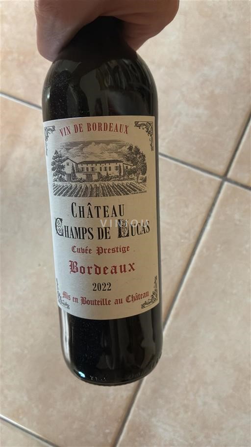 Vin Rouge sec Cuvée Prestige Château Champs de Lucas 2022 France Bordeaux AOC