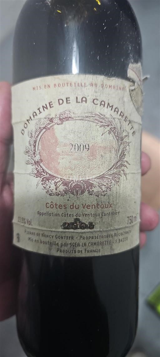 Thung lũng Rhône Ventoux Domaine La Camarette 2009
