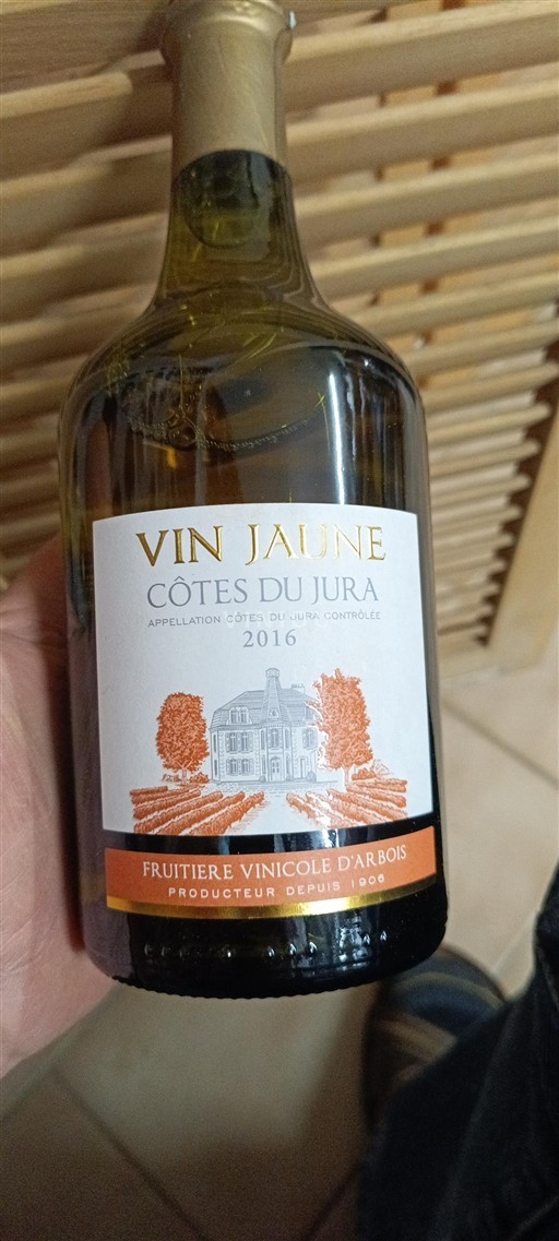 Jura Côtes du Jura Fruitière Vinicole Arbois Vin Jaune 2016
