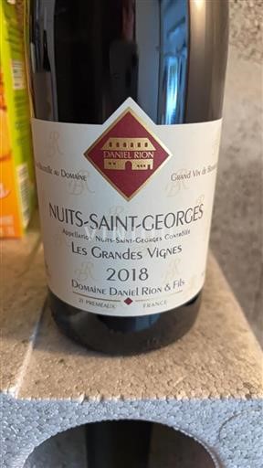 Burgundy Nuits-Saint-Georges Domaine Daniel Rion & Fils Les Grandes Vignes 2018