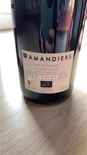 Rhônen laakso Määrittelemätön Stéphane Usseglio Les Amandiers Ei vuosikertaa