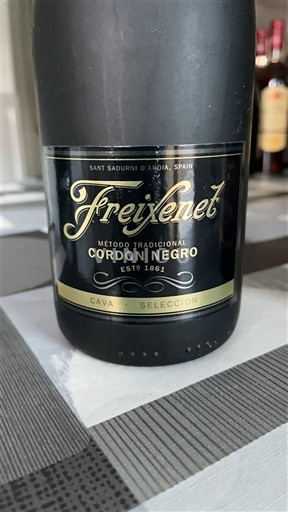 Katalánsko Cava Freixenet Cordon Negro Neročník