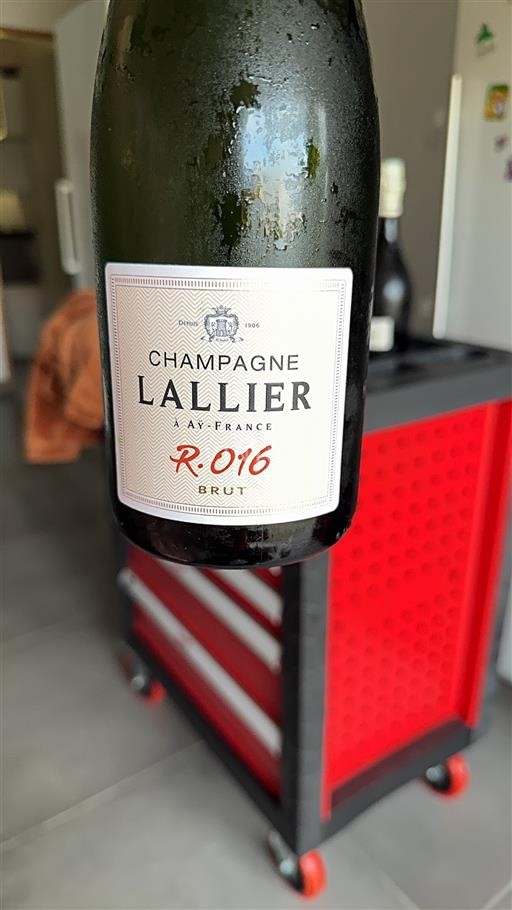 Champagne Šampanské Lallier R.016 2016