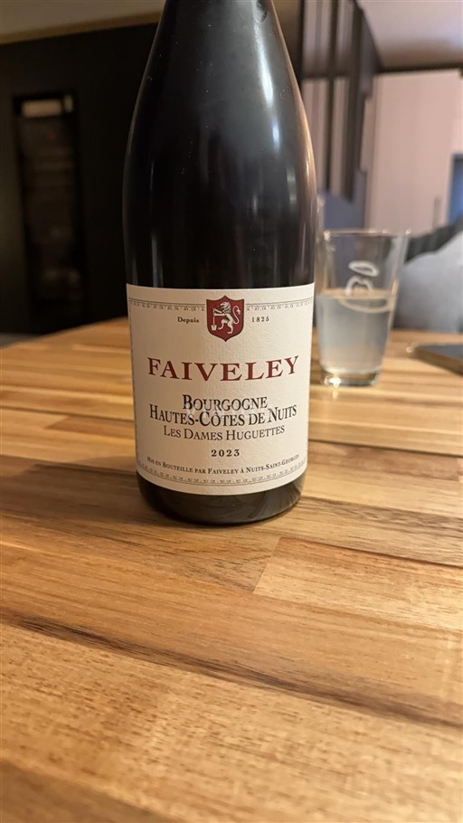 Borgogna Hautes Côtes de Nuits Faiveley Les Dames Huguettes 2023
