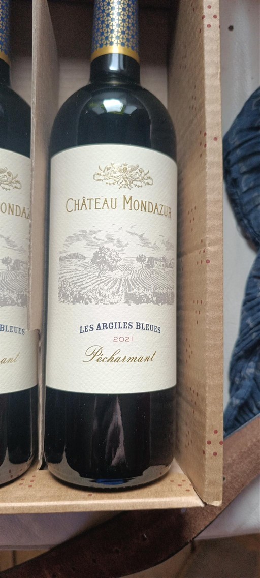 Vin Rouge sec Les Argiles Bleues Château Mondazur 2021 France Sud-Ouest Pécharmant AOC