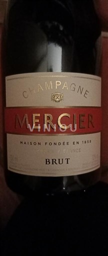 Champaña Champán Mercier Sin añada