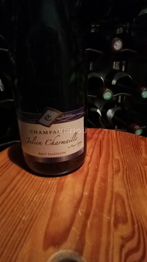 Champaña Champán Julien Charmaille Brut Tradition Sin añada