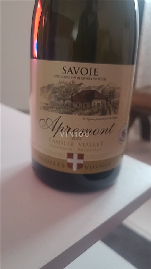 Savoie och Bugey Apremont Famille Viaillet 2023