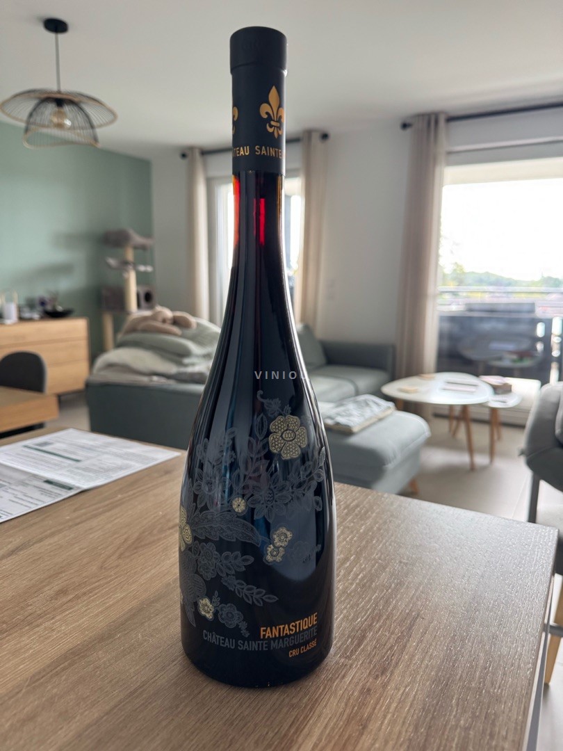 Vin Rouge sec Fantastique Château Sainte Marguerite Non millésimé France Provence Côtes-de-provence AOC Cru Classé bio