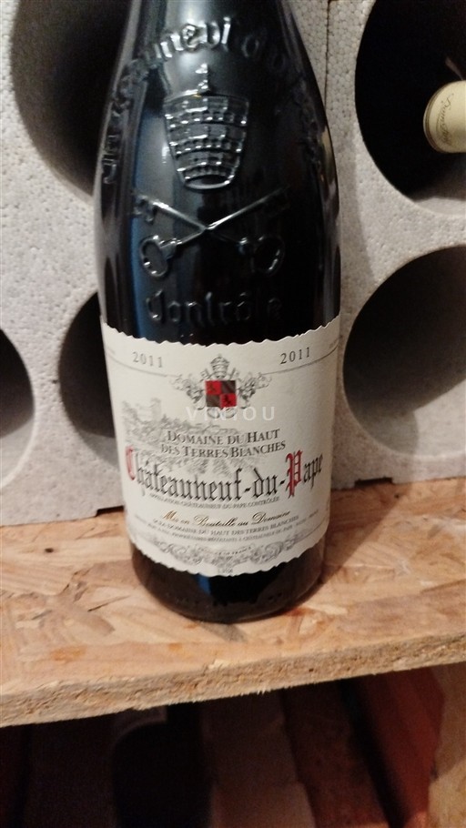 Rhônen laakso Châteauneuf-du-Pape Domaine Haut des Terres Blanches 2011